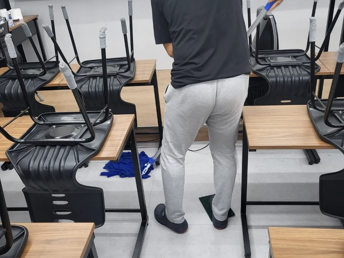 가평군 청평면 스터디카페 운영실·미팅룸 위생청소 사례 - 행진크린